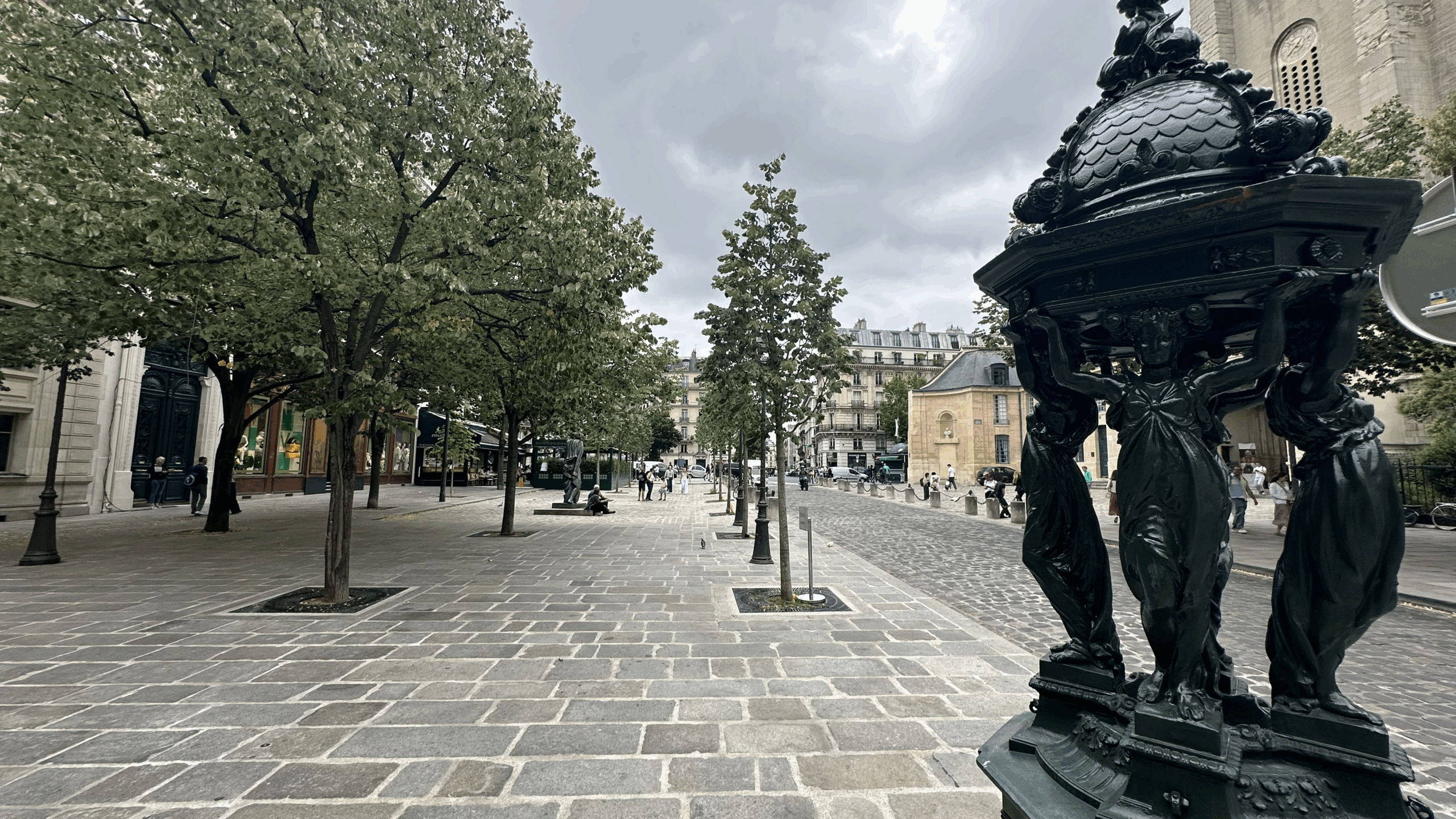 Atelier visit at Saint Germain des Prés
